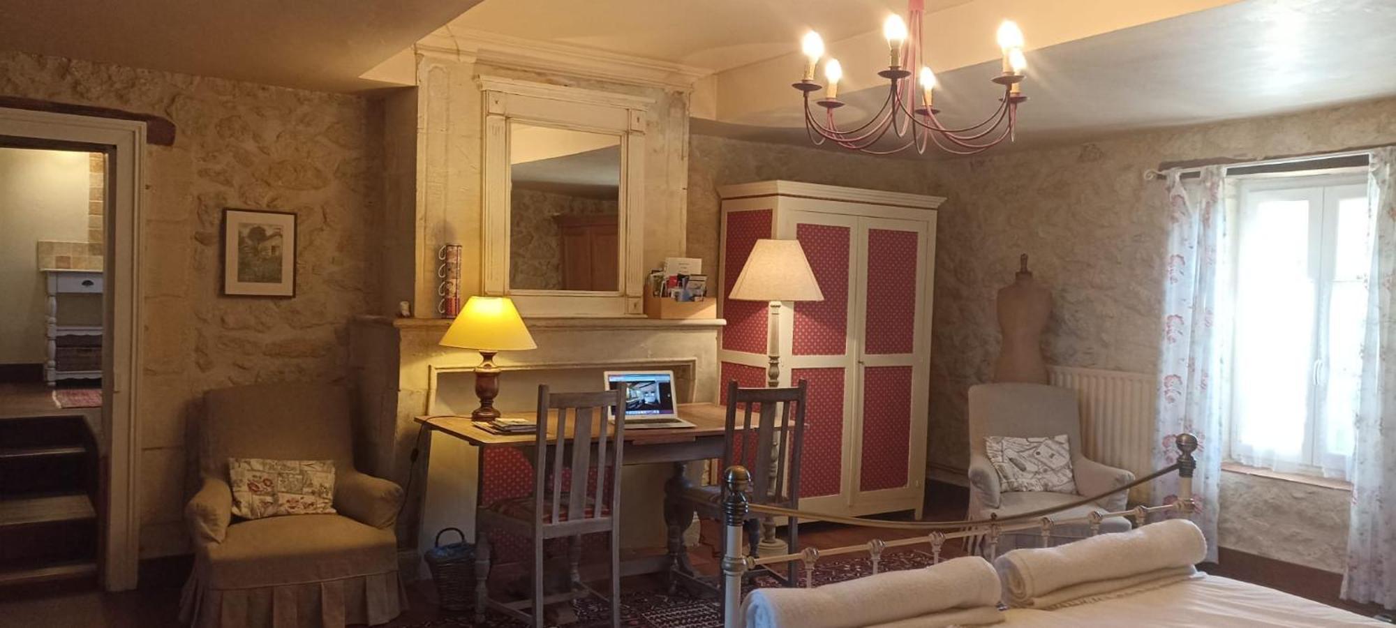 Saint-Michel-de-Fronsac Chambre D'Hotes Spacieuse, Salle De Bain Privative المظهر الخارجي الصورة